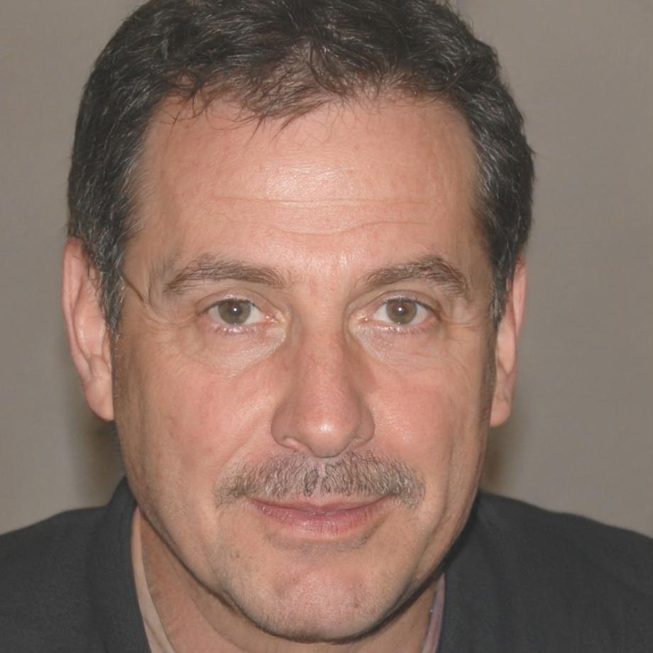 Retrato profesional de Heriberto Osorio